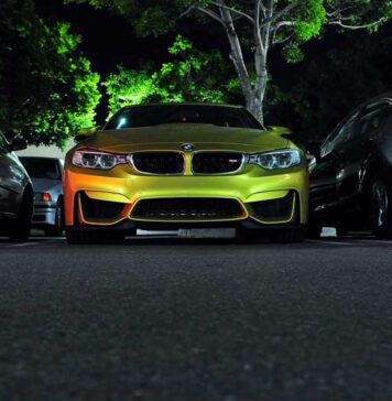 Ford GT Spotted on Detroit Highway